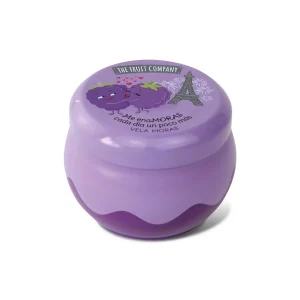 The Fruit Company augalinio vaško žvakė „Strawberry Chantilly“ 40 h stiklinėje pakuotėje